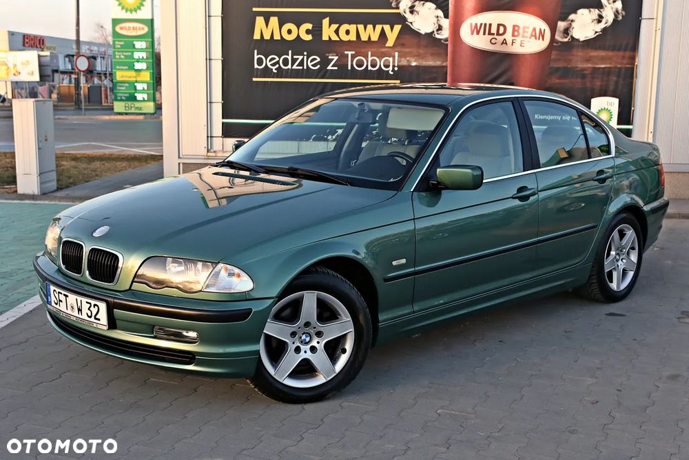 BMW Seria 3 320i - 9