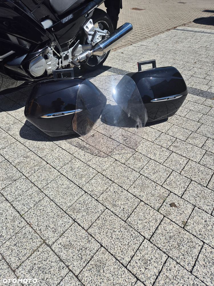 Yamaha FJR - 15
