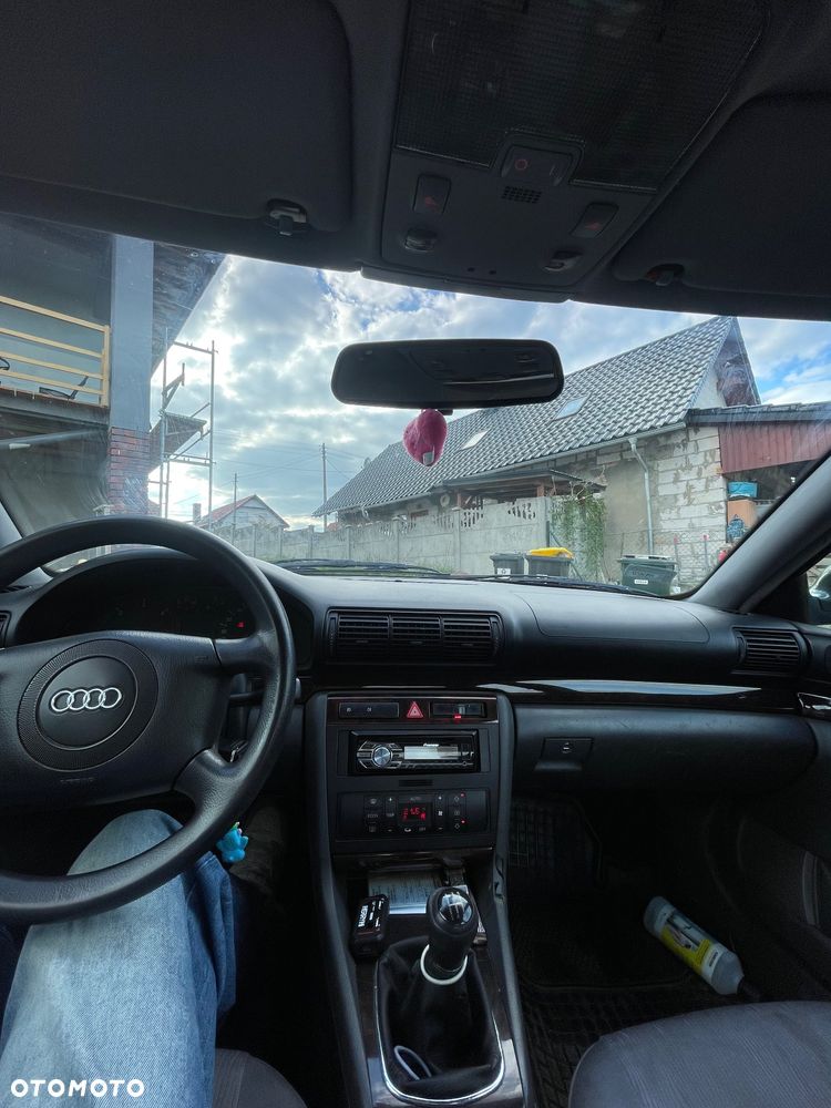 Audi A4 Limousine 1.9 TDI - 11