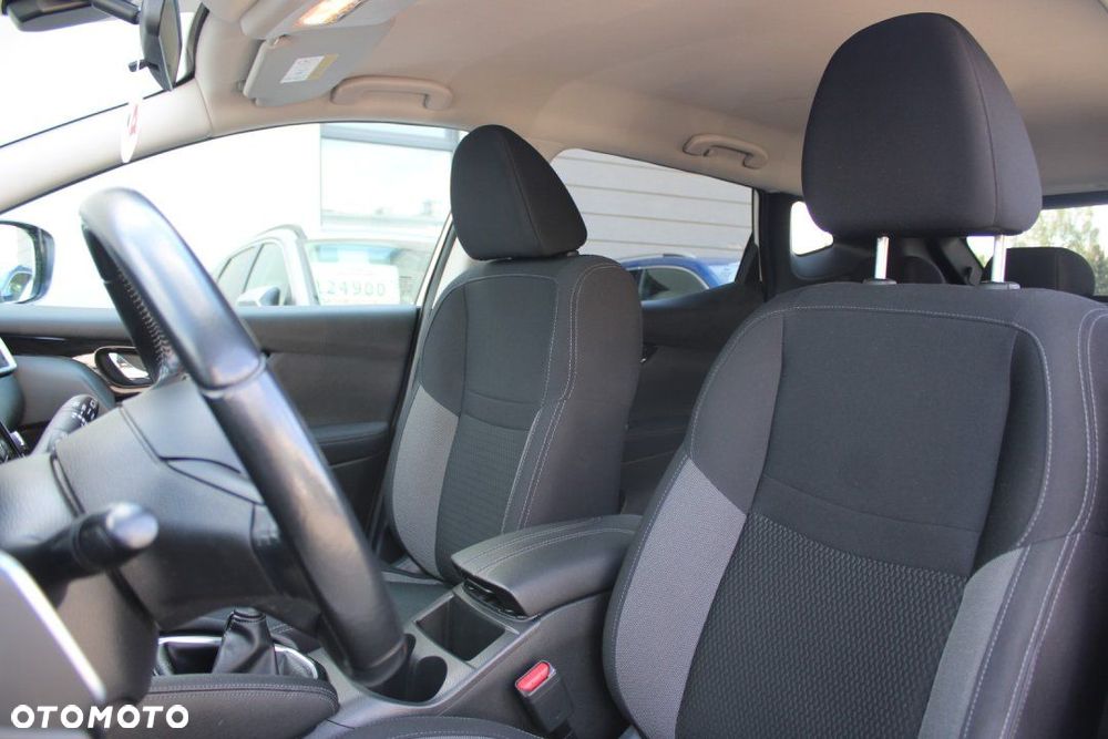 Nissan Qashqai - 12
