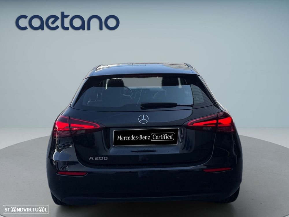 Mercedes-Benz A 200 — fotografia 8