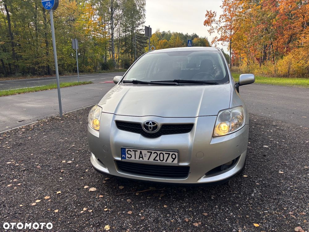 Toyota Auris - 11