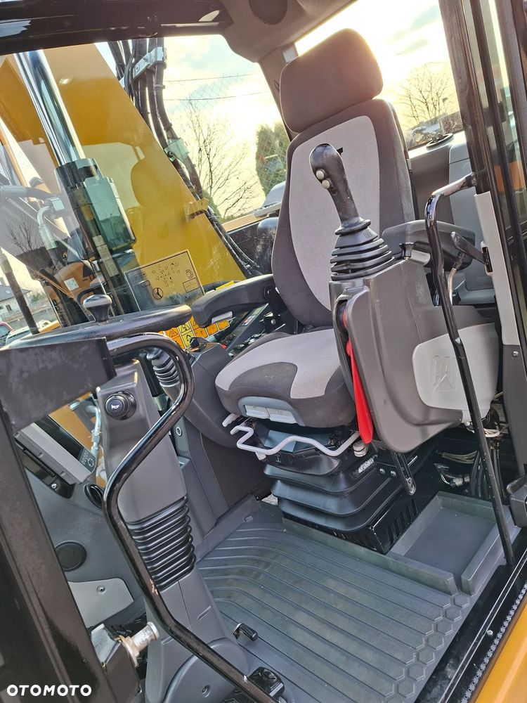 Caterpillar CAT M 318 F - 34