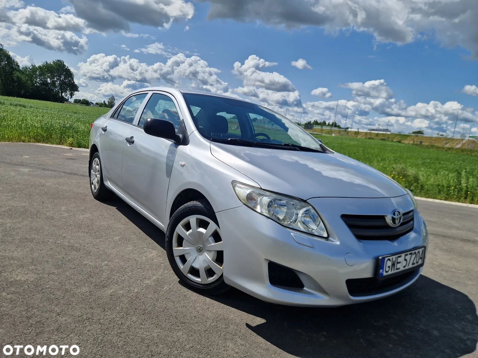 Toyota Corolla 1.6 VVT-i Sol - 1