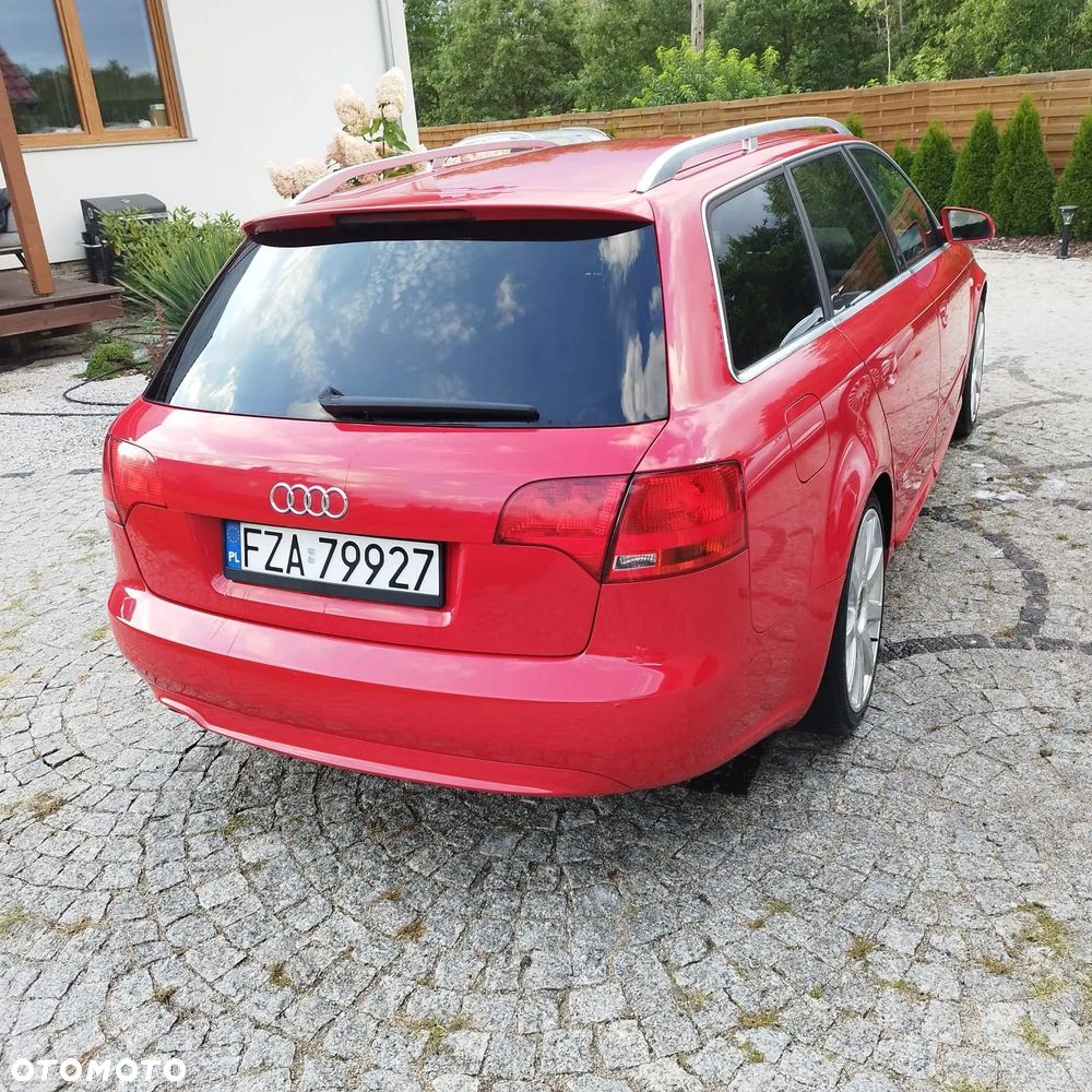 Audi A4 Avant - 4