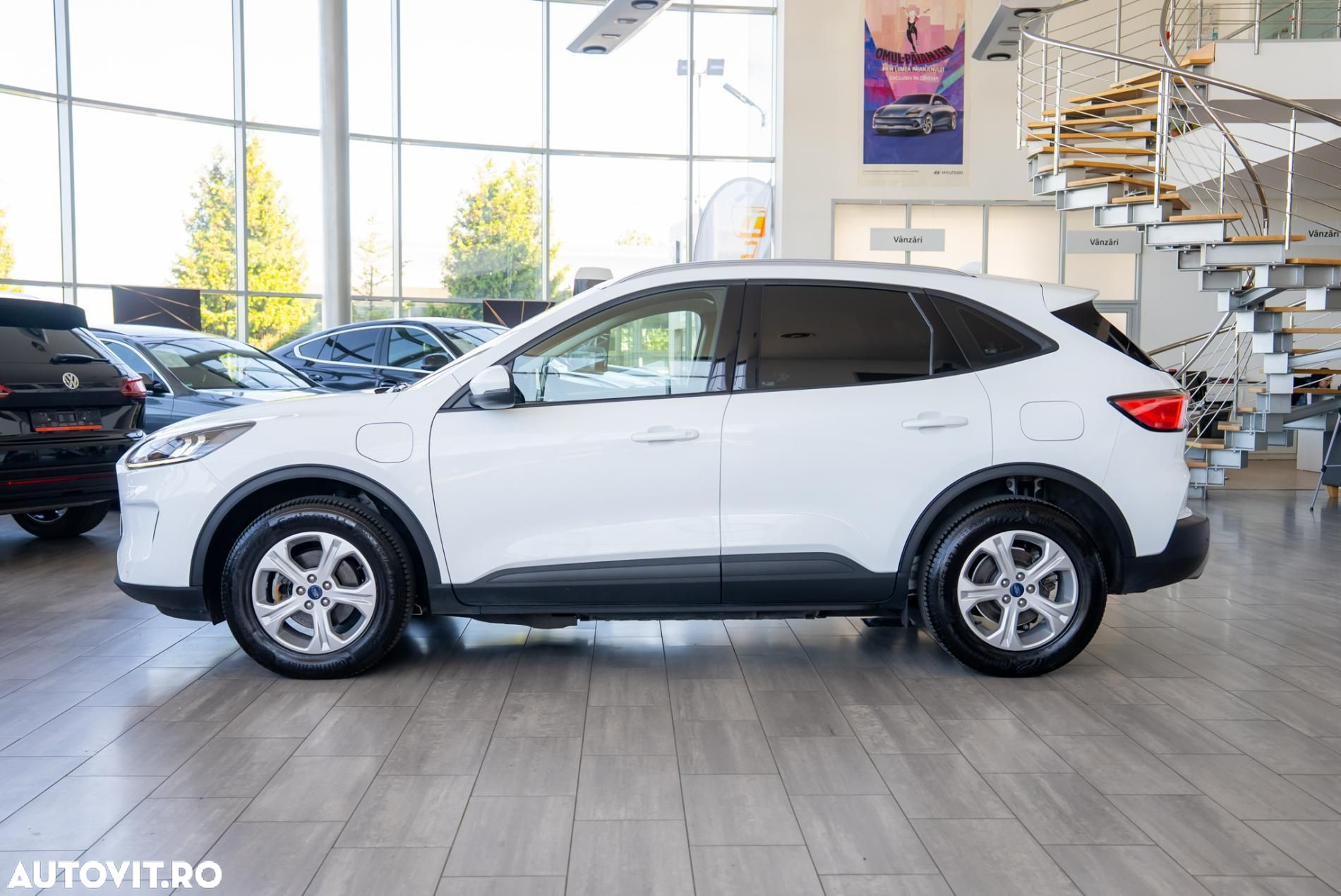 Ford Kuga 2.5 Duratec PHEV COOL&CONNECT - 10