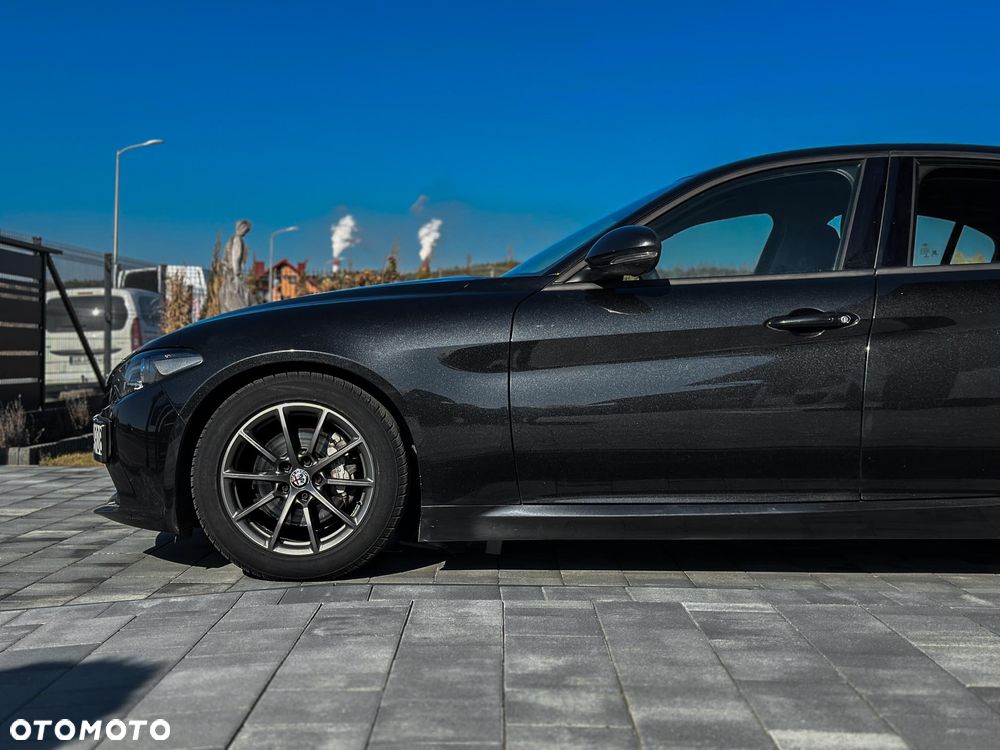 Alfa Romeo Giulia 2.2 D Turbo - 14