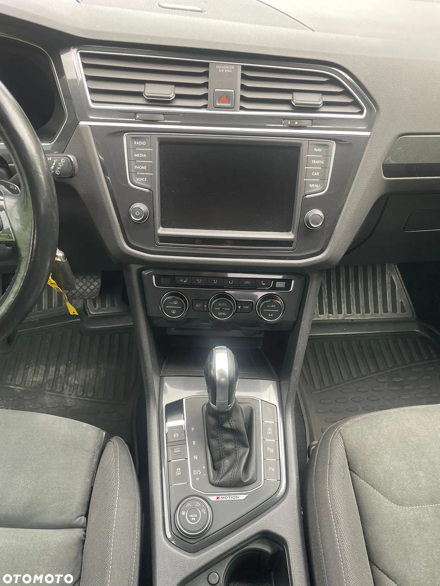 Volkswagen Tiguan 2.0 TSI 4Mot Life DSG - 9