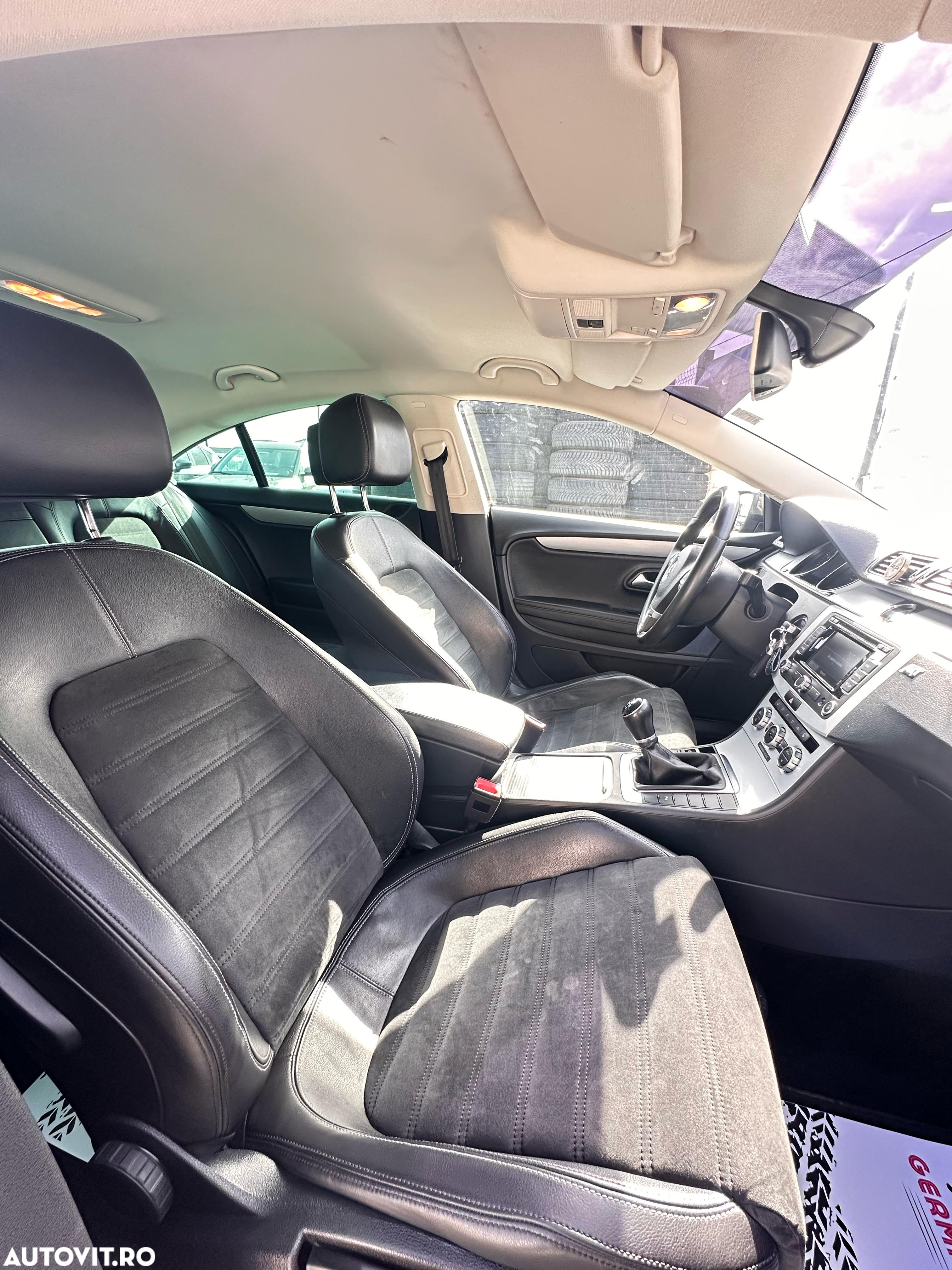 Volkswagen Passat CC - 8