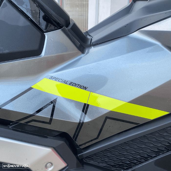 Honda X-ADV 750 SPECIAL EDITION - 10