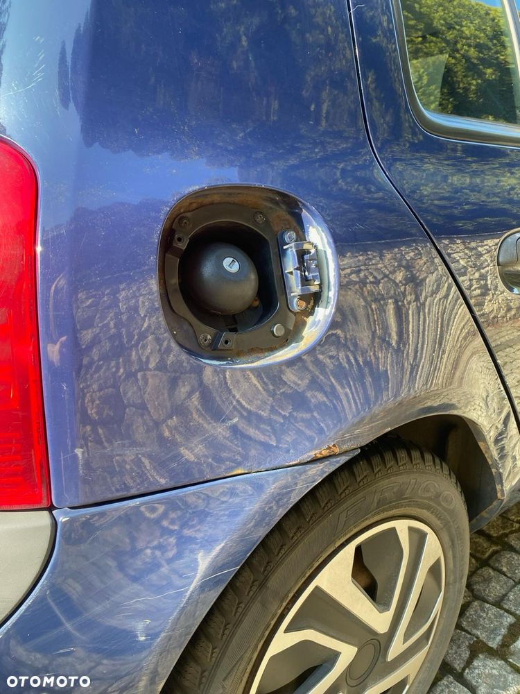 Renault Clio 1.2 16V Authentique - 21