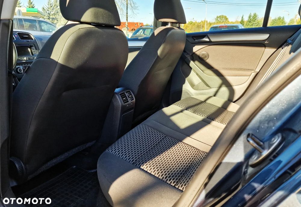 Volkswagen Golf VI 1.6 TDI Comfortline - 9