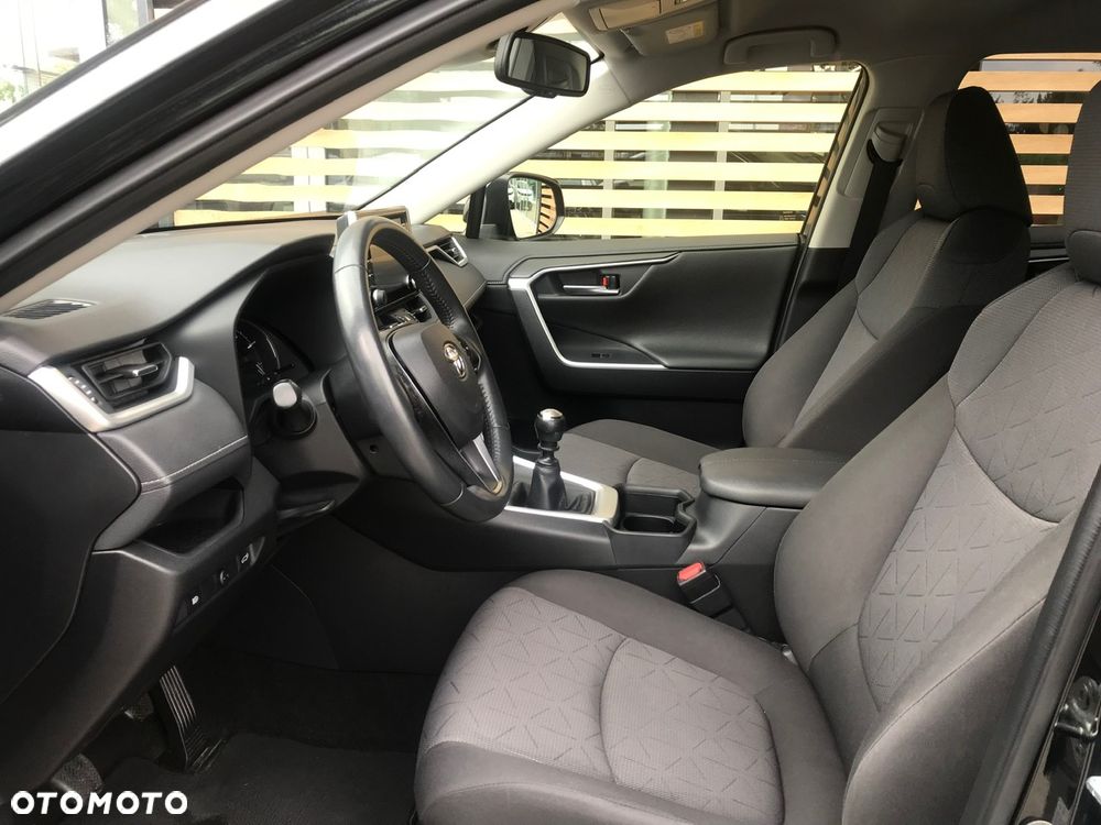 Toyota RAV4 2.0 Comfort 4x4 - 21