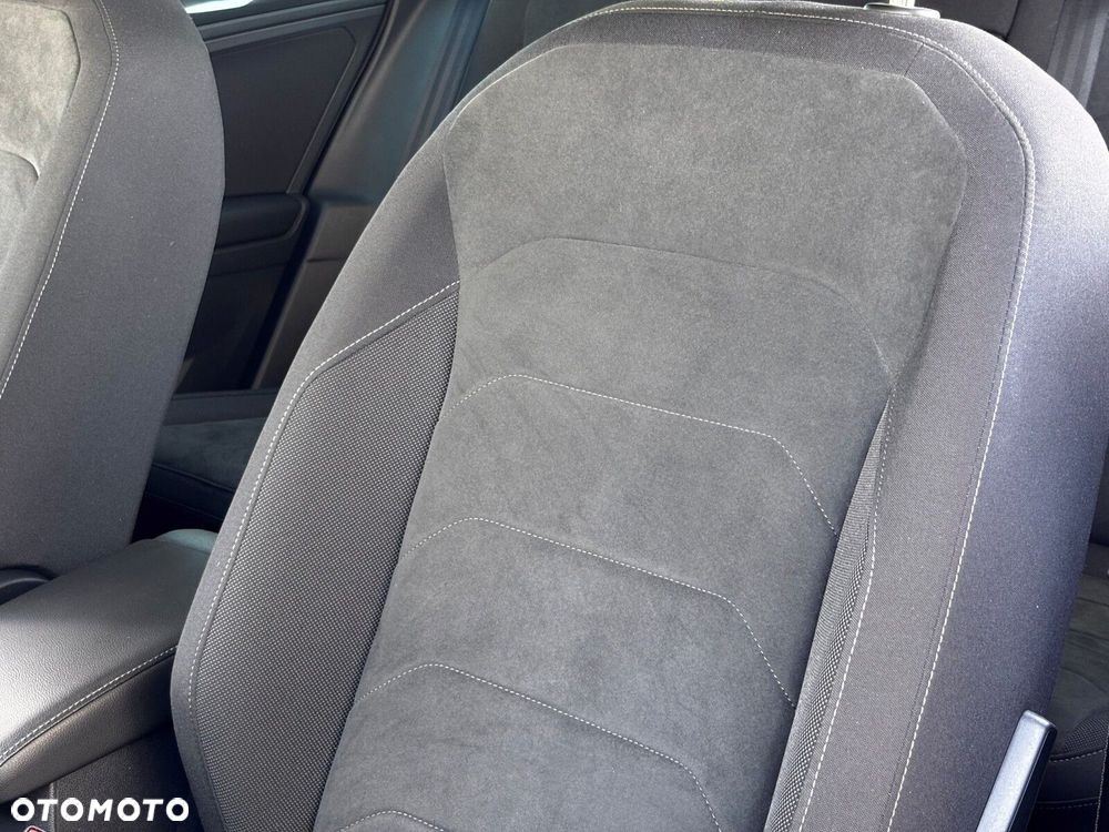 Volkswagen Tiguan 1.5 TSI EVO Elegance DSG - 23