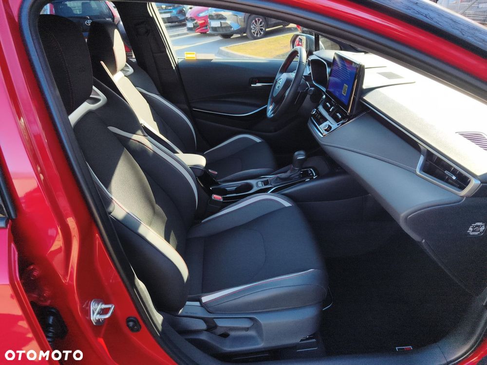 Toyota Corolla 2.0 Hybrid GR Sport Dynamic - 9