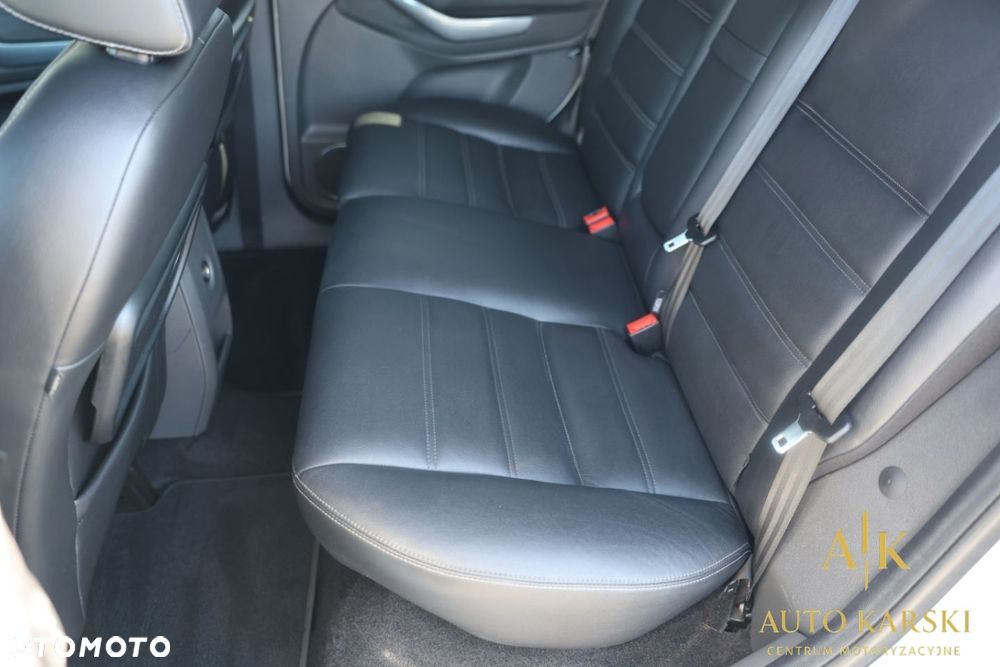 Ford Kuga - 30