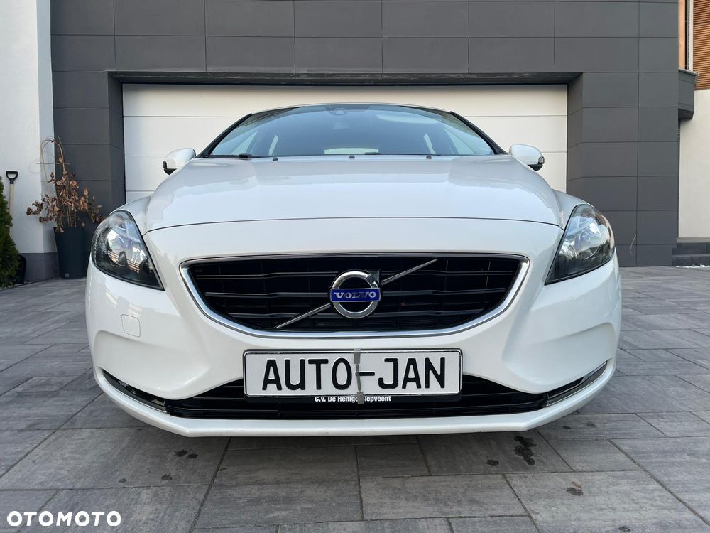 Volvo V40 D2 Summum - 3