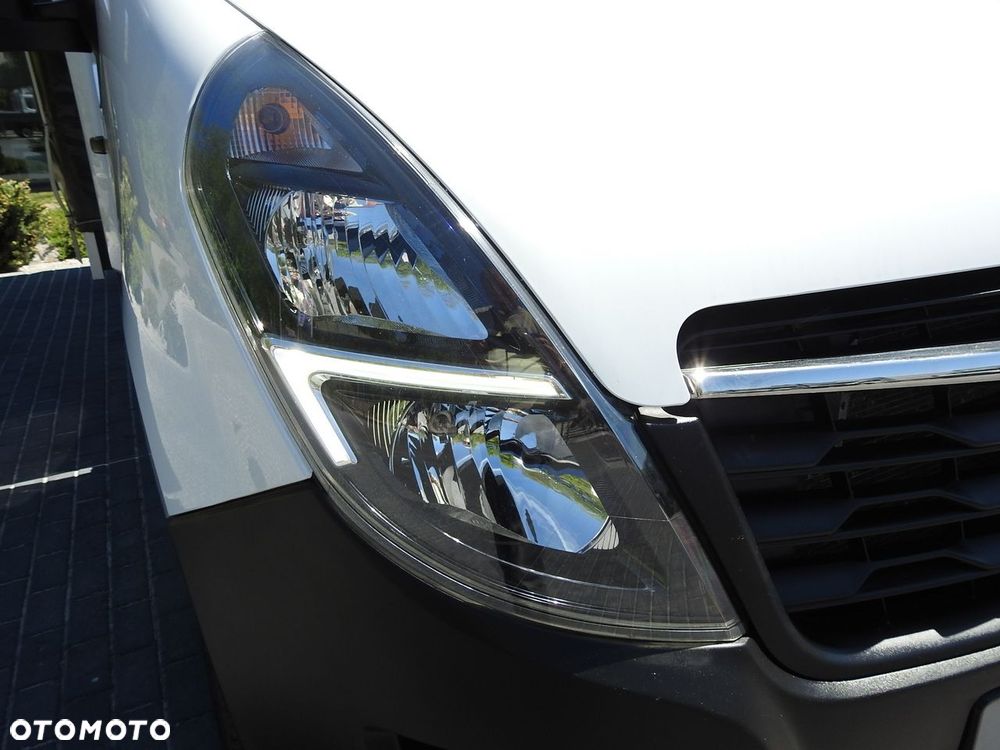 Opel MOVANO PLANDEKA WINDA 9 PALET WEBASTO TEMPOMAT KLIMATYZACJA LEDY PNEUMATYKA  165KM - 22