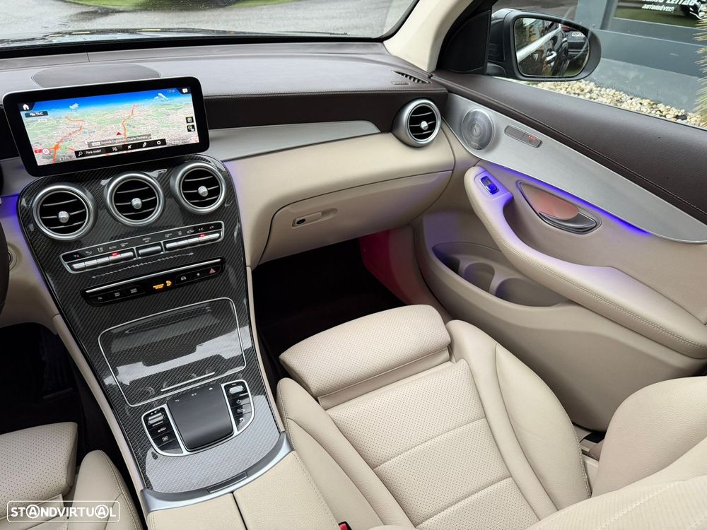 Mercedes-Benz GLC 300 e Coupé 4Matic - 30