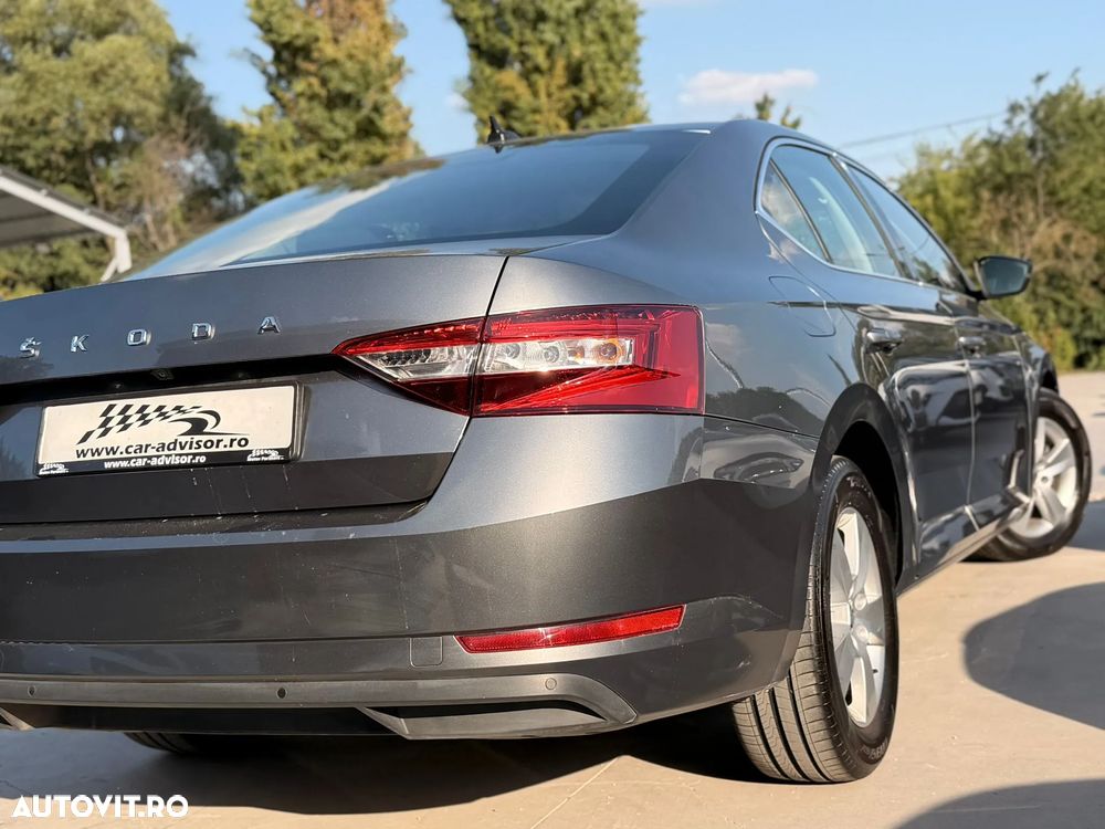 Skoda Superb 2.0 TDI DSG Style - 13