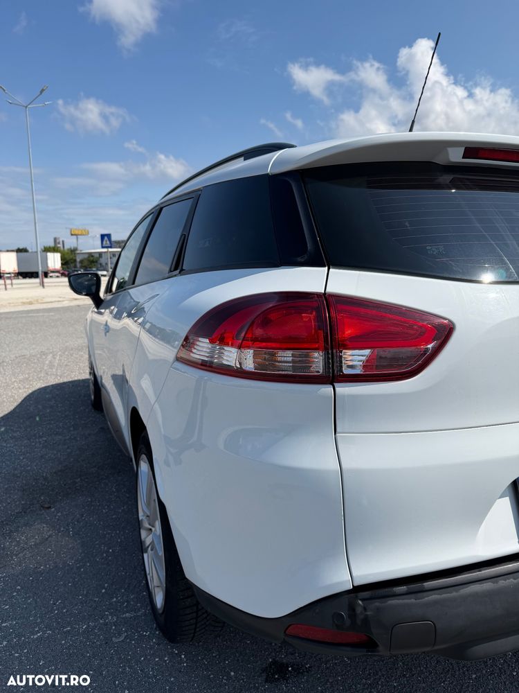 Renault Clio TCe Life - 12