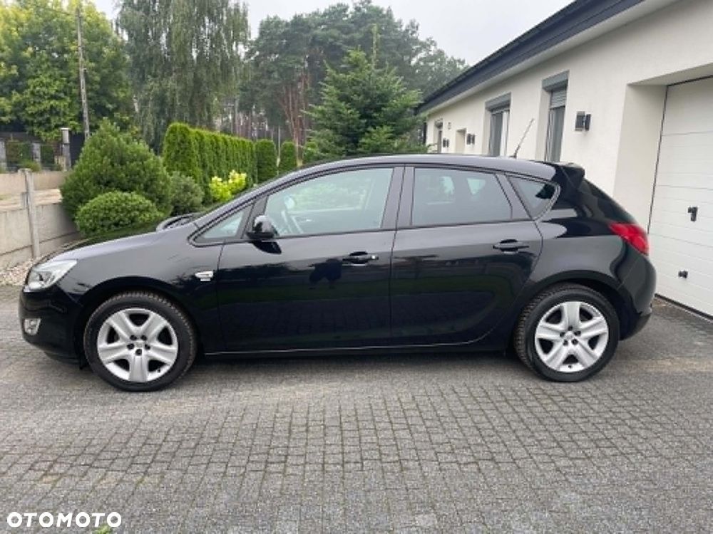 Opel Astra 1.4 Turbo - 17