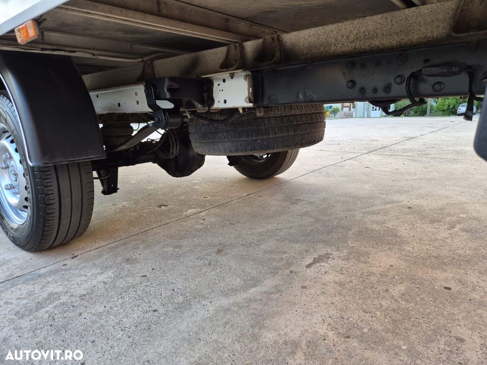 Ford Transit - 13
