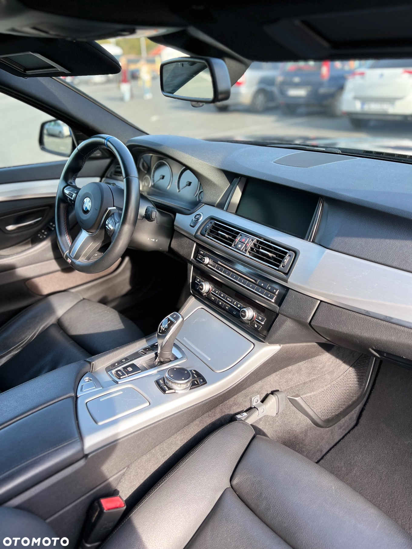 BMW Seria 5 530d xDrive - 10