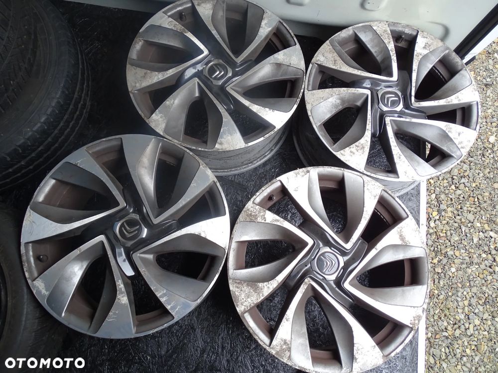 Citroën DS5 HDi 165 Business - 34