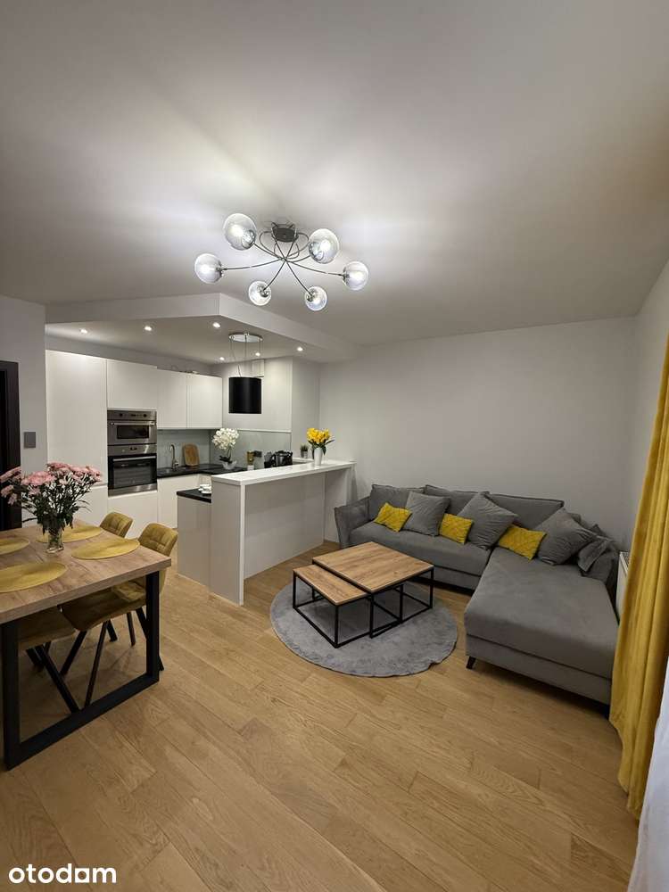 BEMOWO | 56,96 m² | PO GENERALNYM REMONCIE | DĘBOWY PARKIET | GARAŻ