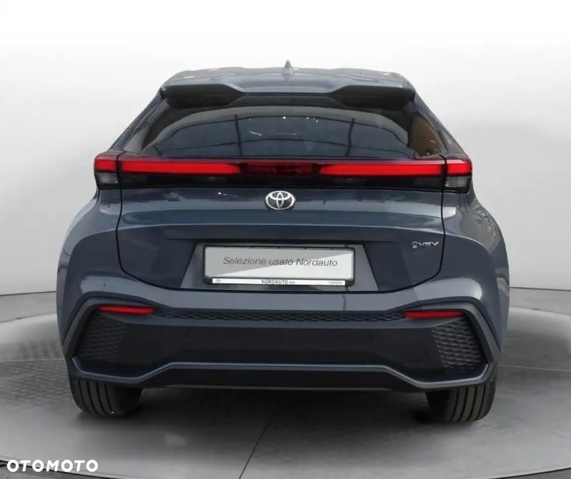 Toyota C-HR - 7