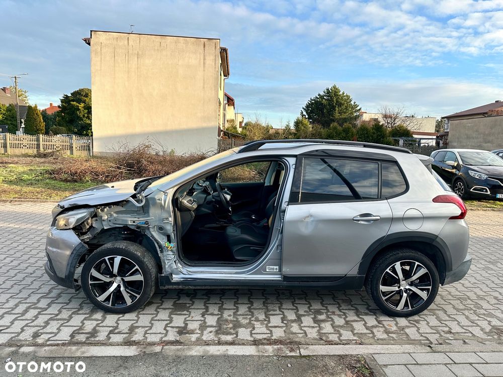 Peugeot 2008 PureTech 130 Stop&Start GT-Line Edition - 6