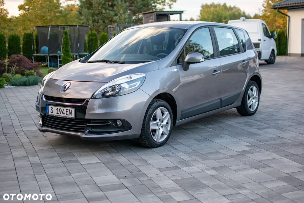 Renault Scenic - 16
