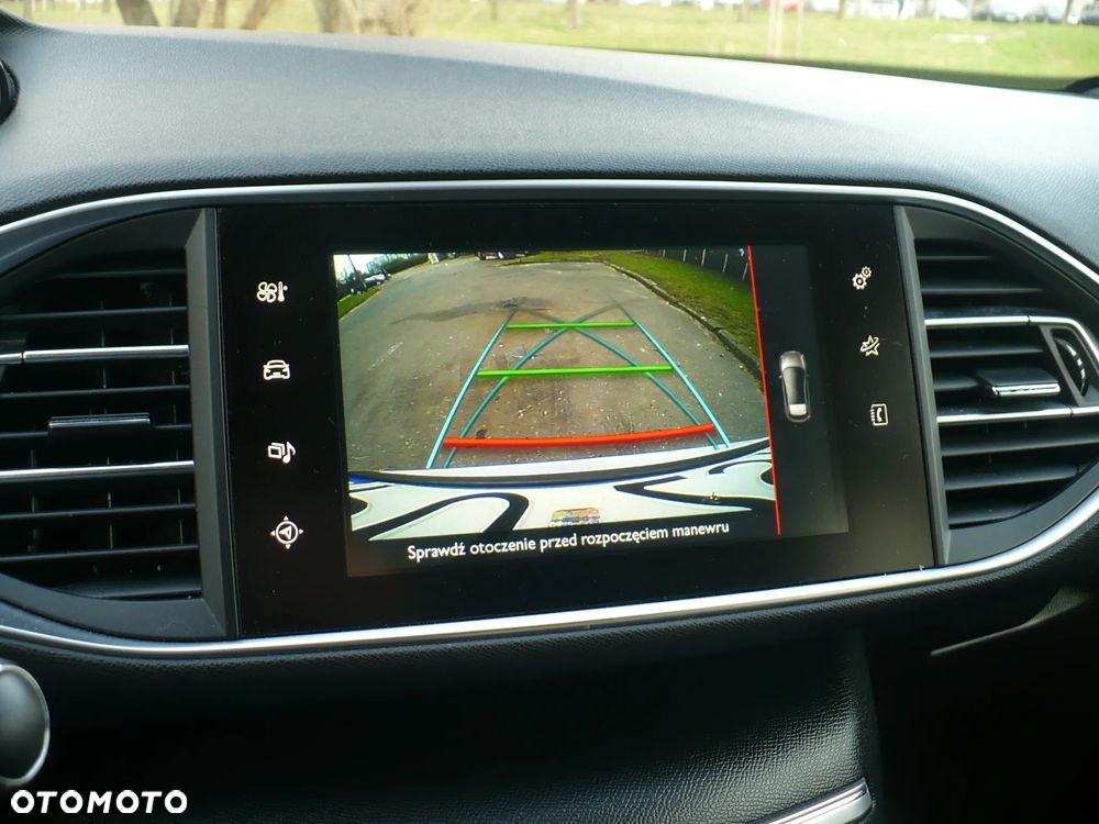 Peugeot 308 BlueHDi 180 EAT6 GT - 16