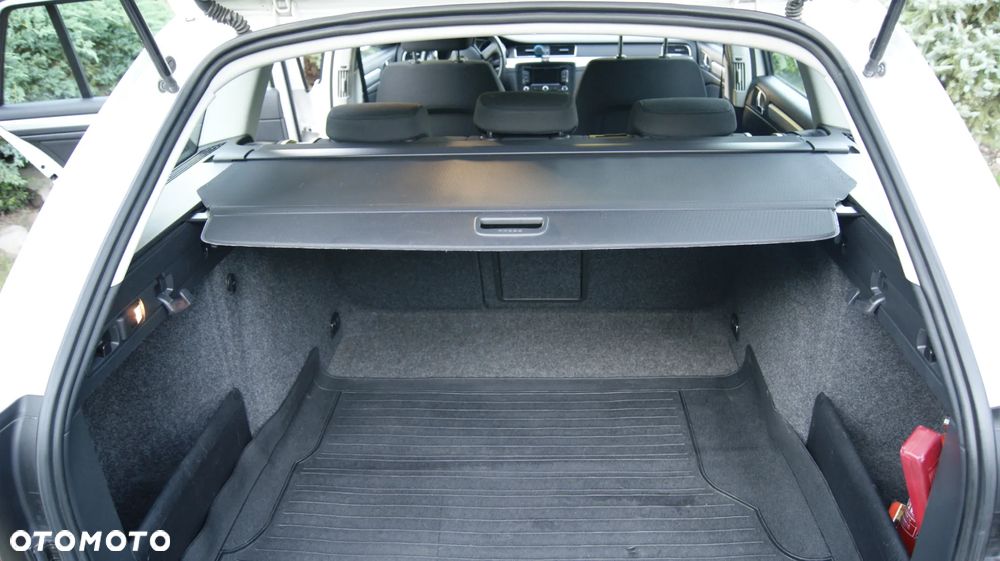 Skoda Superb 2.0 TDI Ambition - 17
