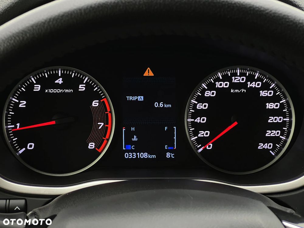 Mitsubishi Eclipse Cross 1.5 T GPF Invite Plus - 23