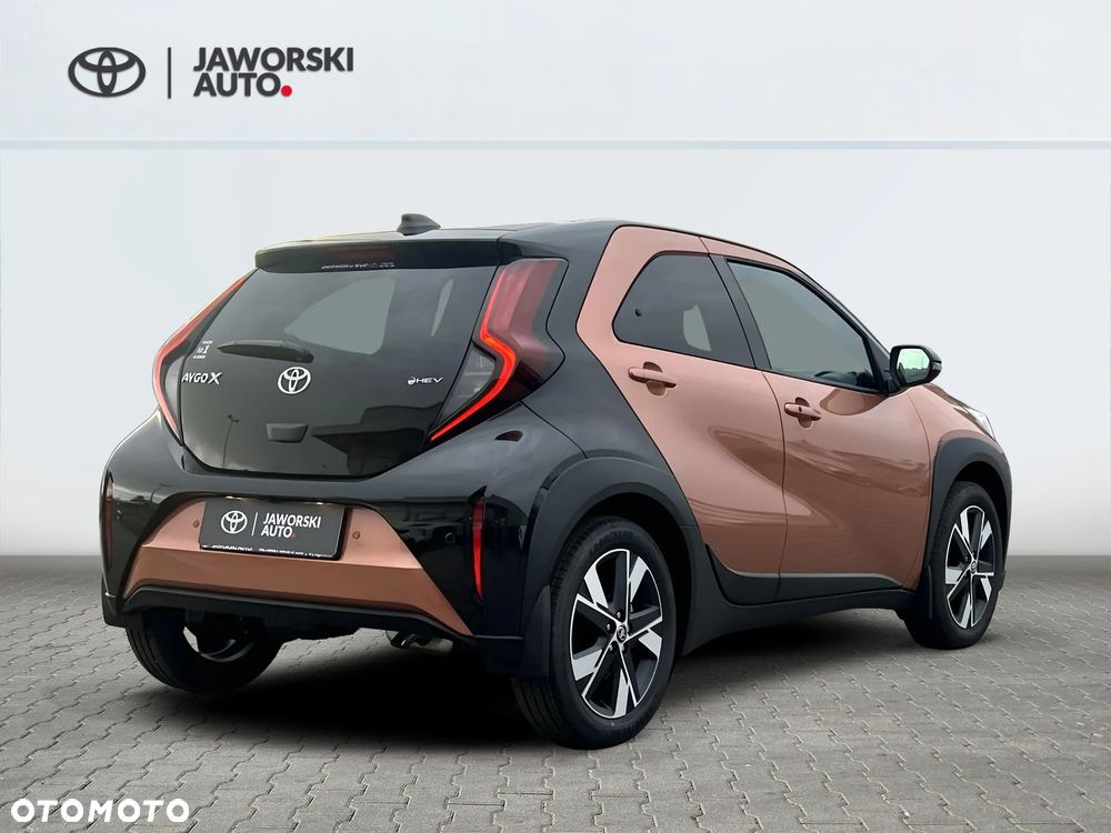 Toyota Aygo X Hybrid 1.5 Style e-CVT - 6