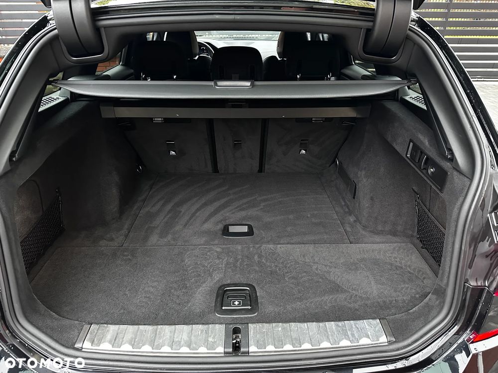 BMW Seria 3 320d M Sport Shadow sport - 17