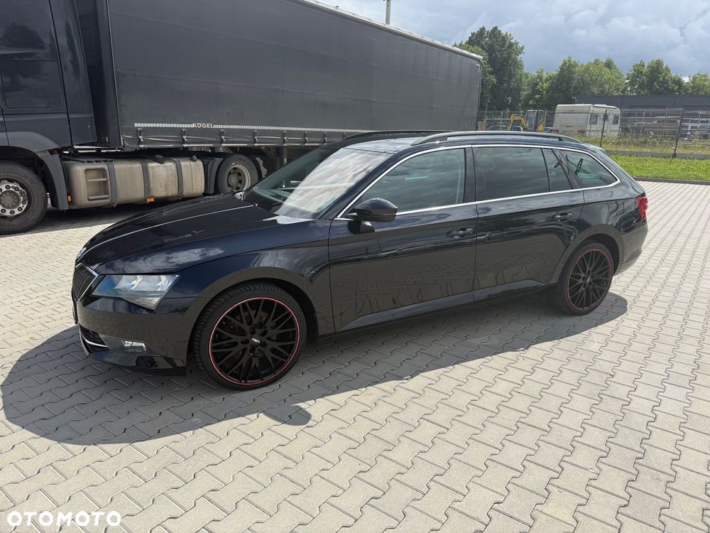 Skoda Superb 2.0 TDI 4x4 DSG Premium Edition - 4