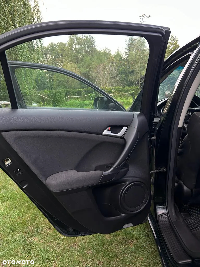 Honda Accord 2.0 Comfort - 25