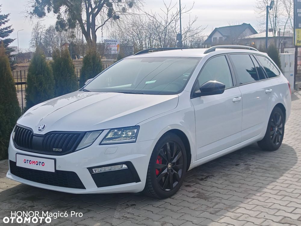Skoda Octavia 2.0 TSI RS - 1