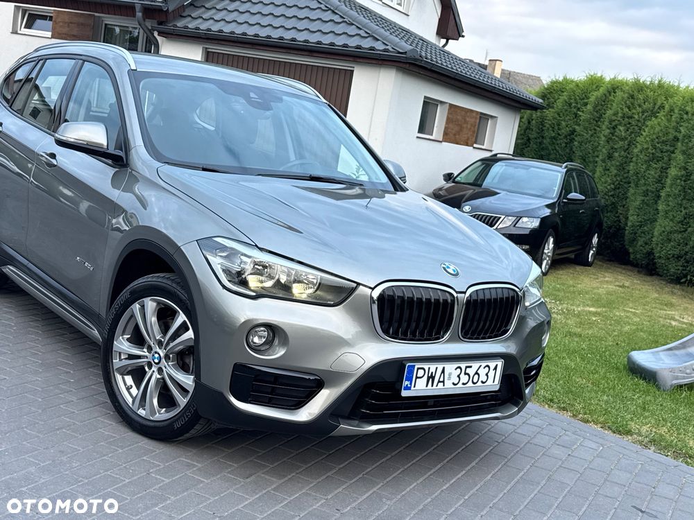 BMW X1 xDrive18d Sport Line - 1