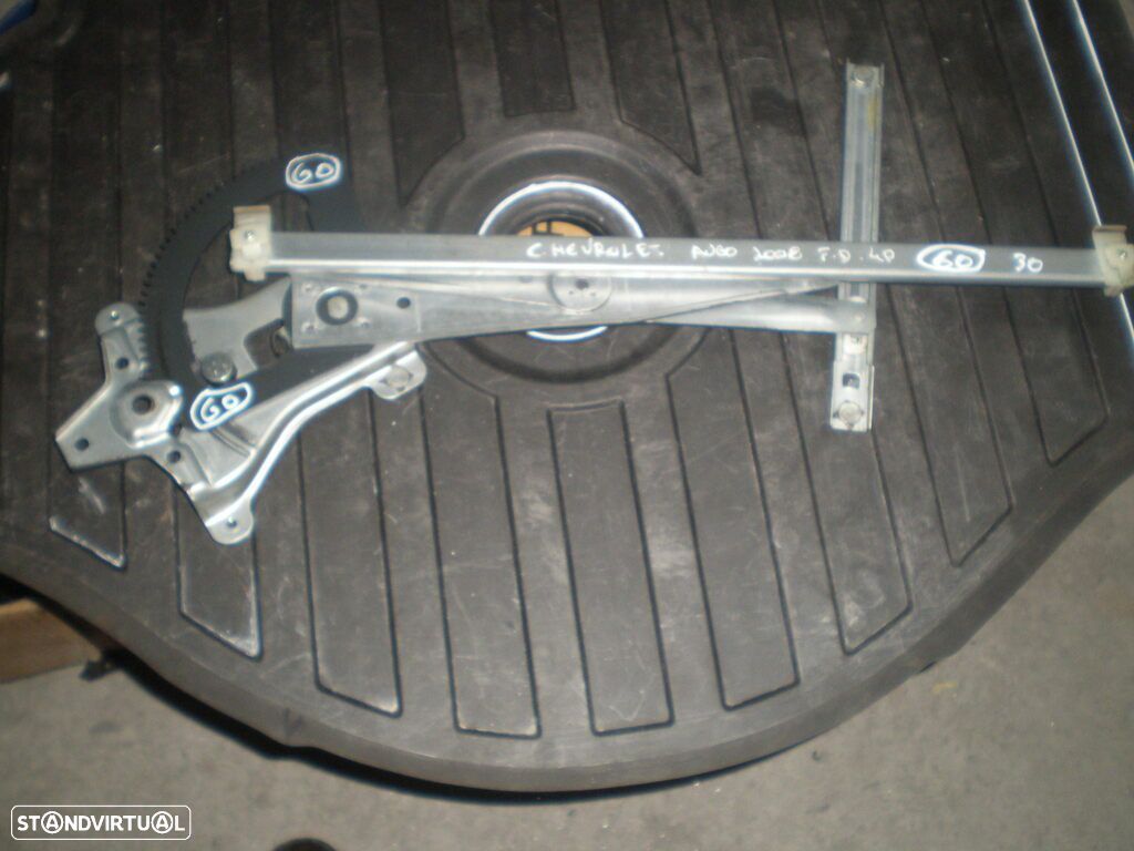 Elevador Sem Motor S/REF060 CHEVROLET AVEO 2006 4P FD - 1
