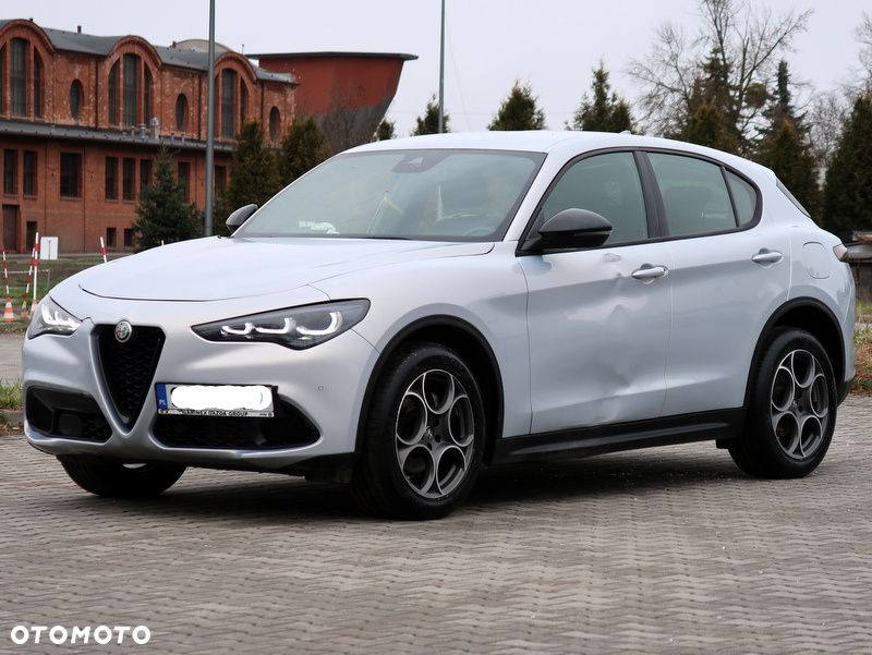 Alfa Romeo Stelvio 2.0 Turbo Sprint Q4 - 1