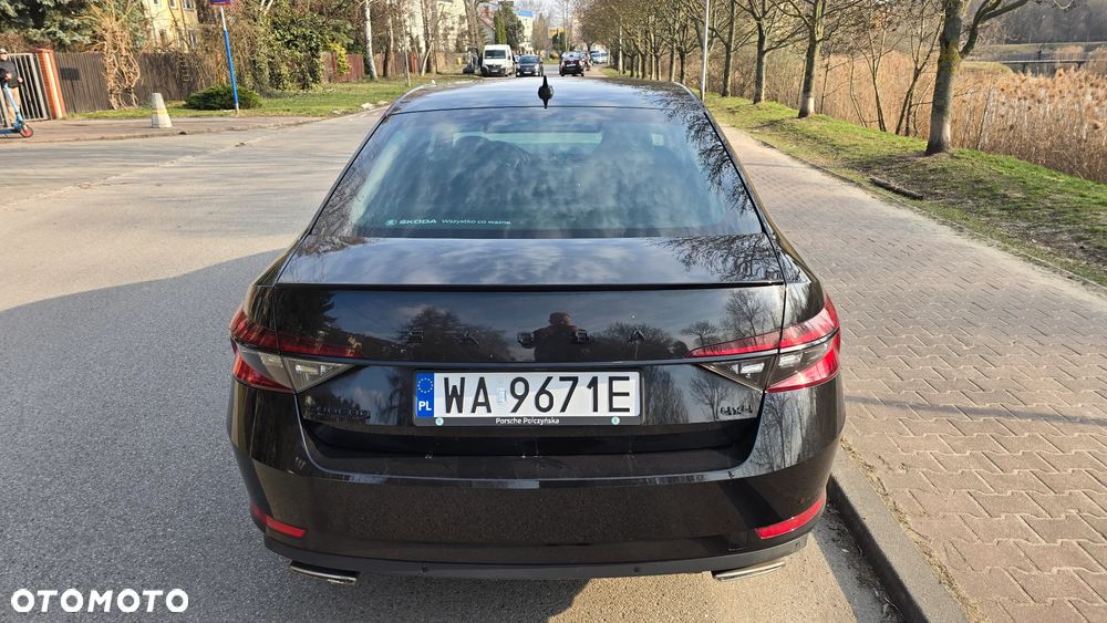 Skoda Superb 2.0 TSI 4x4 Sportline DSG - 13