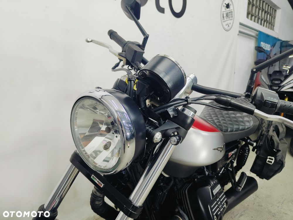 Moto Guzzi V9 - 20