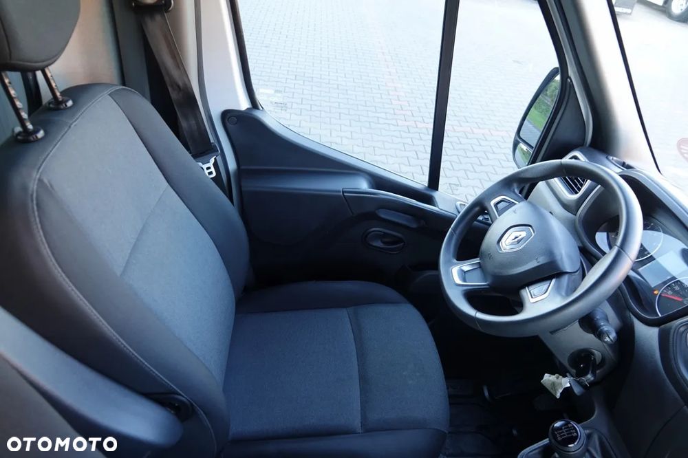 Renault MASTER / DOSTAWCZY / FIRANKA / MANUAL / DMC: 3500KG / 2022 - 25