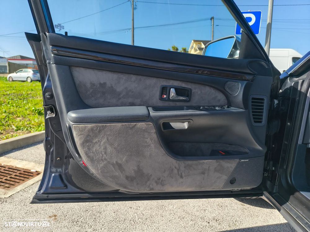 Audi S8 - 17