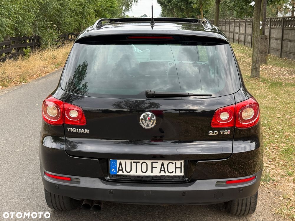 Volkswagen Tiguan - 5