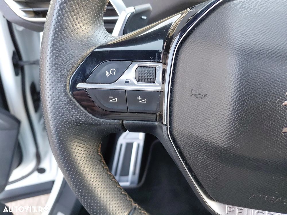 Peugeot 3008 1.6 THP EAT6 GT-Line - 21